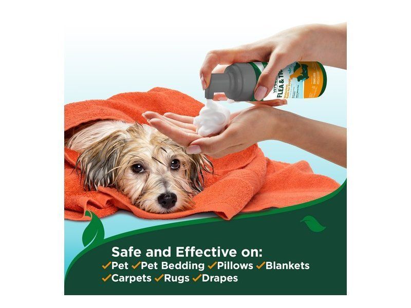 Vet's Best Flea & Tick Waterless Dog Bath Cottonspice Пенка-шампунь от блох и клещей с ароматом хлопка и специй для собак, 236 мл, 236мл